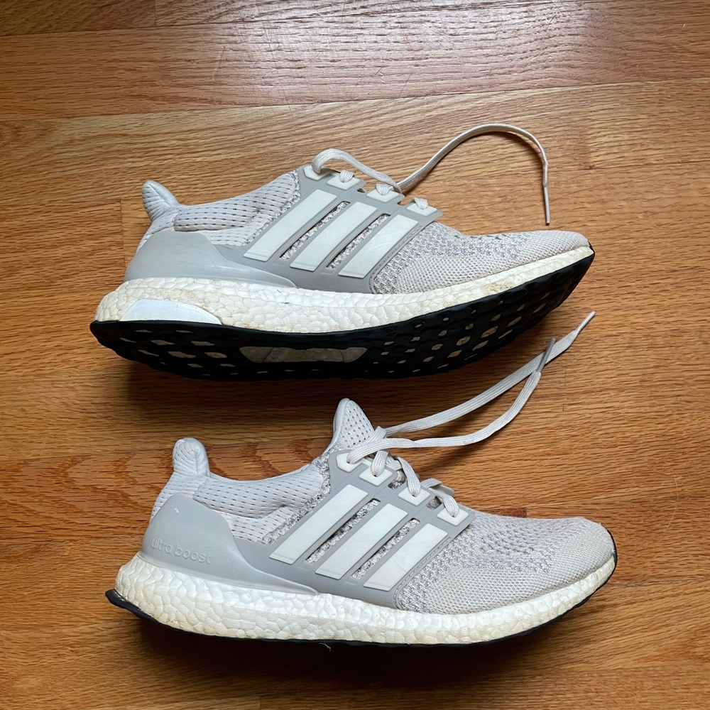 Men’s Adidas Ultra Boost Cream Size 10.5